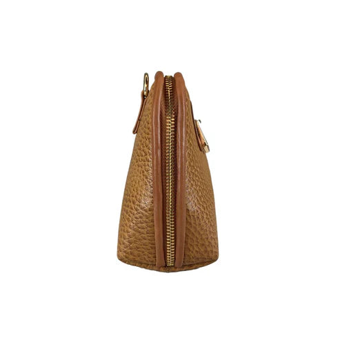 Elegant brown leather clutch bag with detachable shoulder strap, crossbody design, and premium stitching — LeatherLuxe women’s handbag.