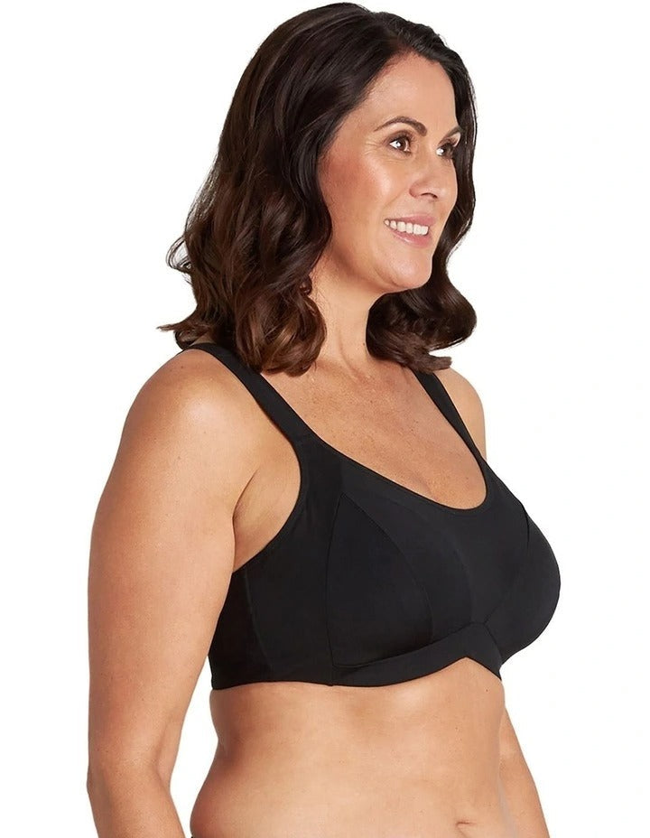 Power Wired Sports Bra in Black – Front View